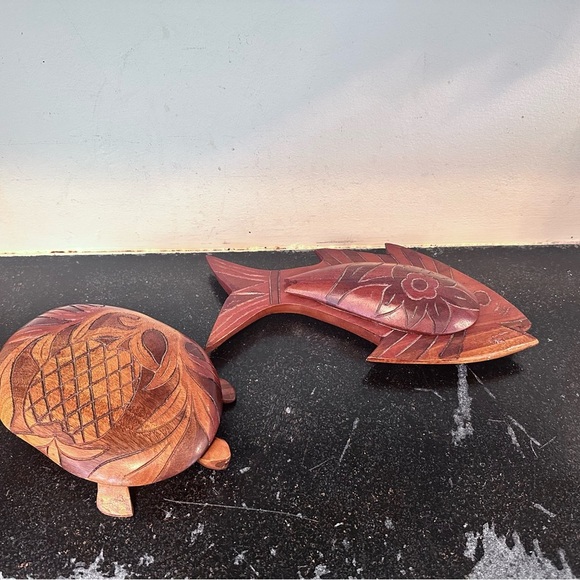 Two Vintage Hand Carved Wooden Serving Tray Bowl w/Lid - Picture 1 of 6